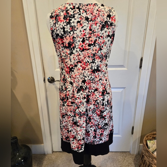 Floral Sleeveless Knit Dress Black White Pink Wearever Collection - Picture 4 of 7